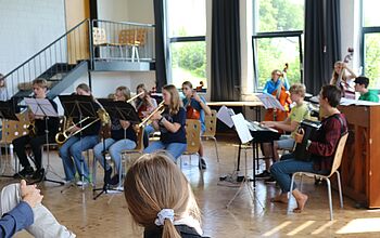 Probe eines Kinderorchesters.
